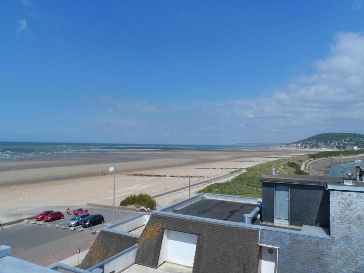 Appartement Avec Terrasse Panoramique, Acceptant Les Animaux, Parking - Fr-1-487-281 Cabourg Εξωτερικό φωτογραφία